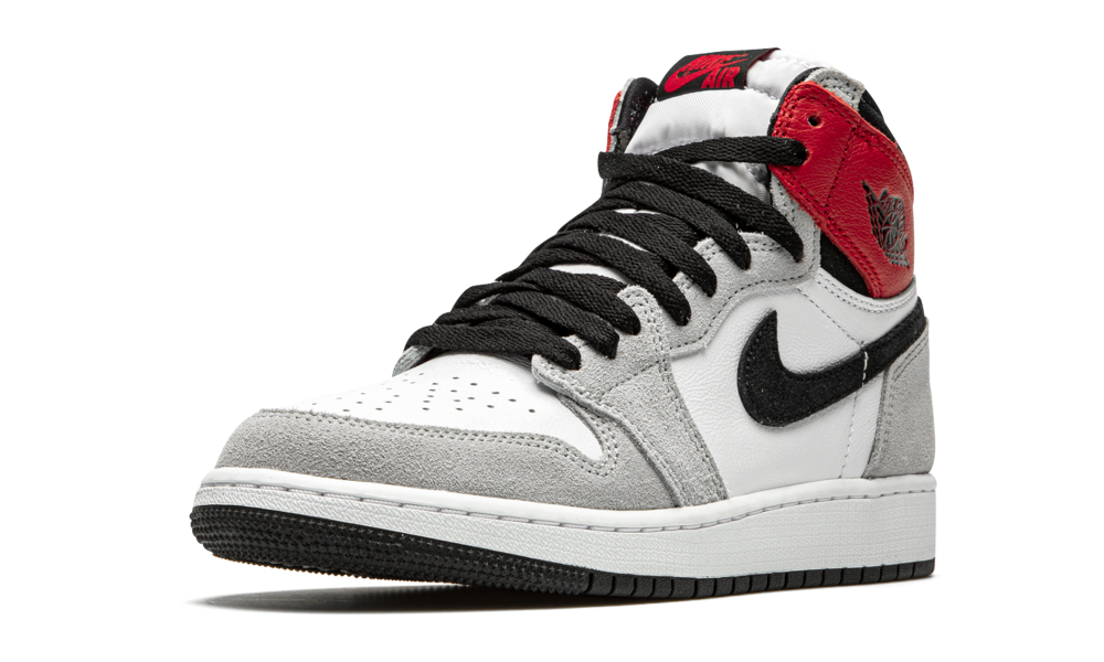 Air-Jordan 1 Retro High "Light Smoke Grey"